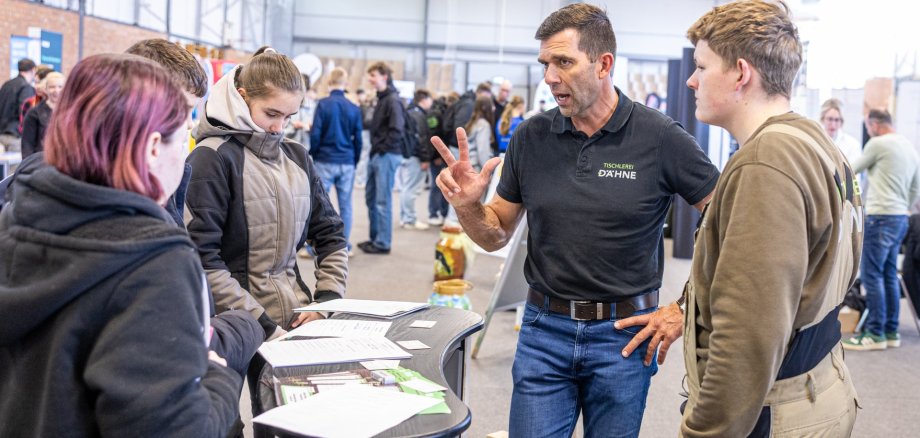 40 exhibitors gave 400 pupils the opportunity to talk about career prospects