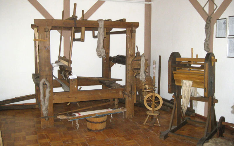 Webstuhl im Heimatmuseum Bretsch