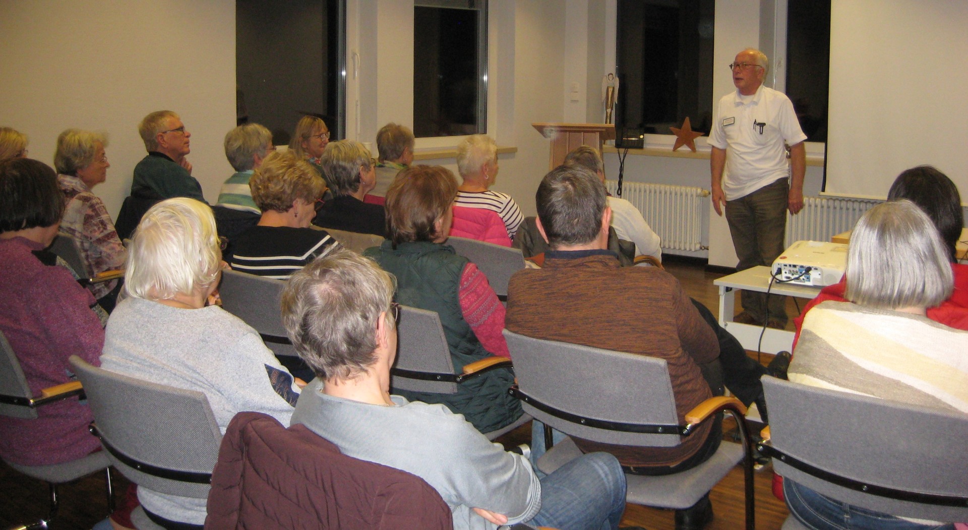 Besucher des Fachvortrags am 10.12.25