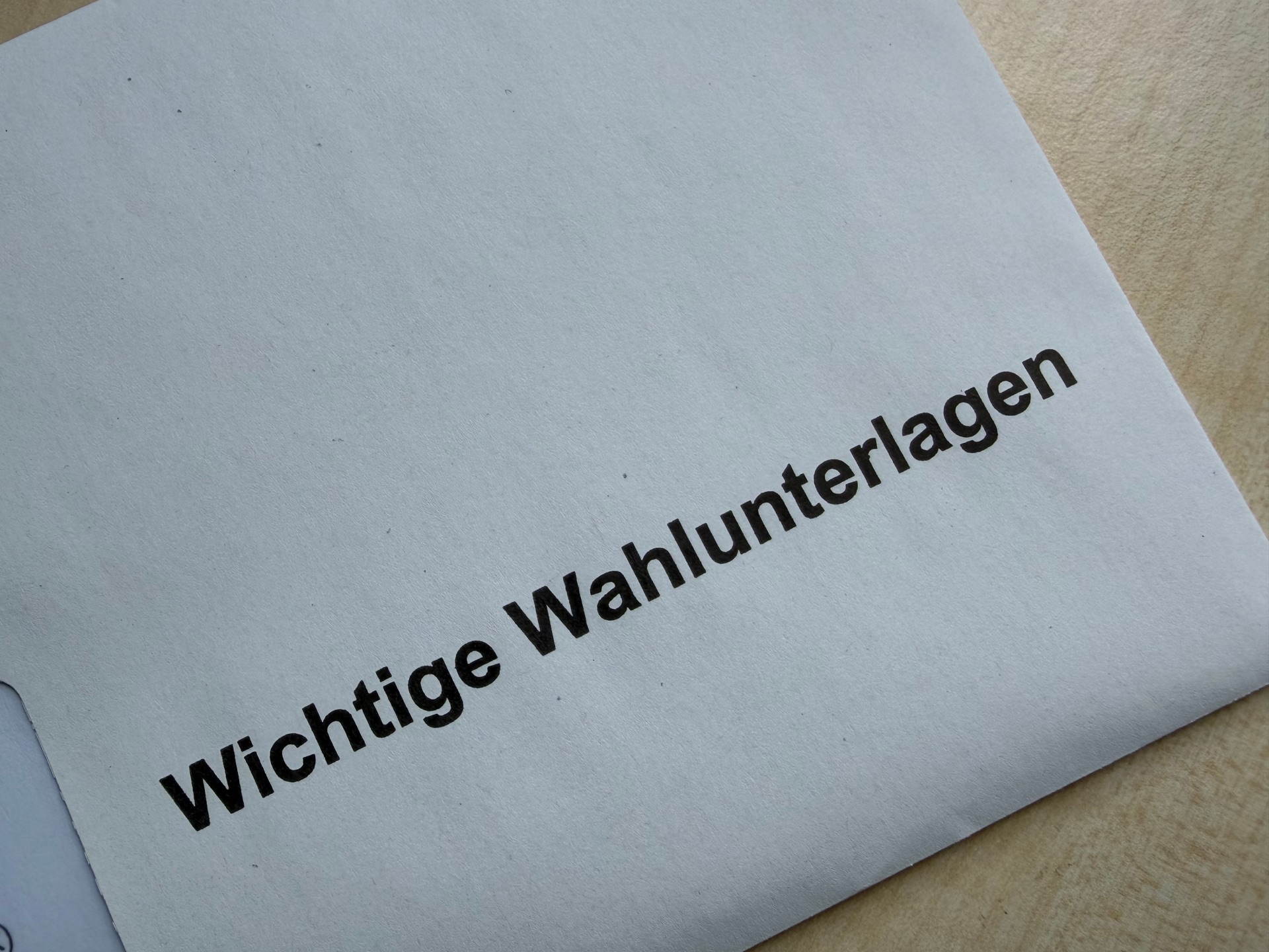 Briefumschlag "Wichtige Wahlunterlagen"